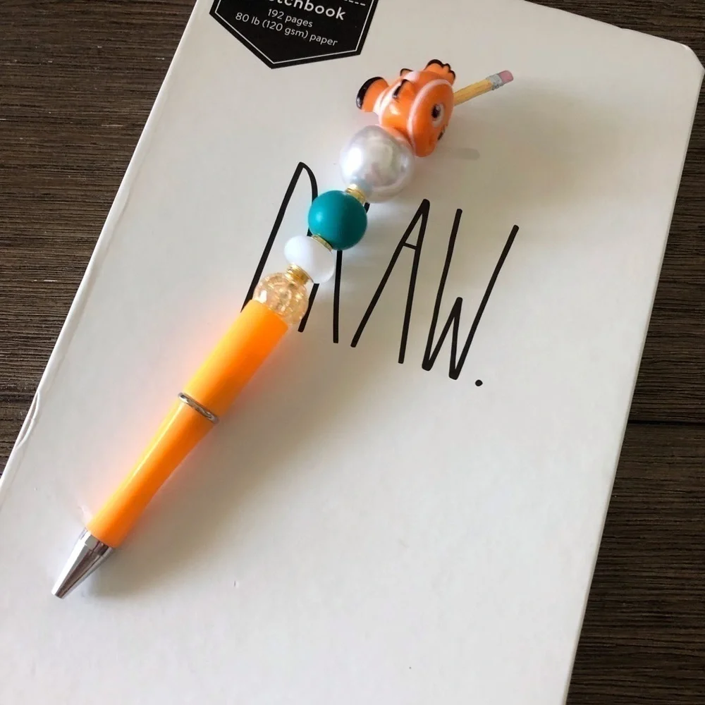 Disney Doorables: Finding Nemo: Nemo handmade beaded pen